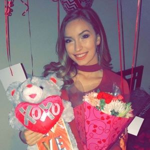 Meet your Posher, Julia